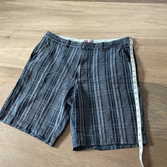 Tommy Bahama Paradise Nation Men’s Silk/Cotton/Linen Bend Gray Plaid Shorts 36 - Picture 3 of 9